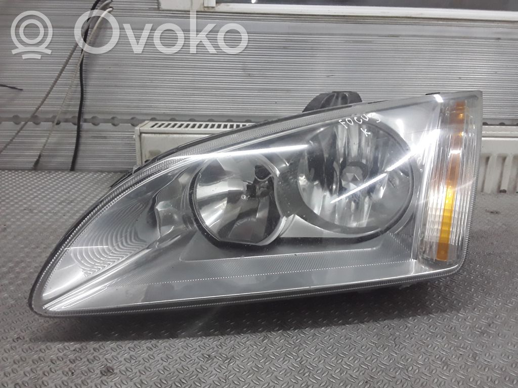 Ford Focus Headlight/headlamp 
