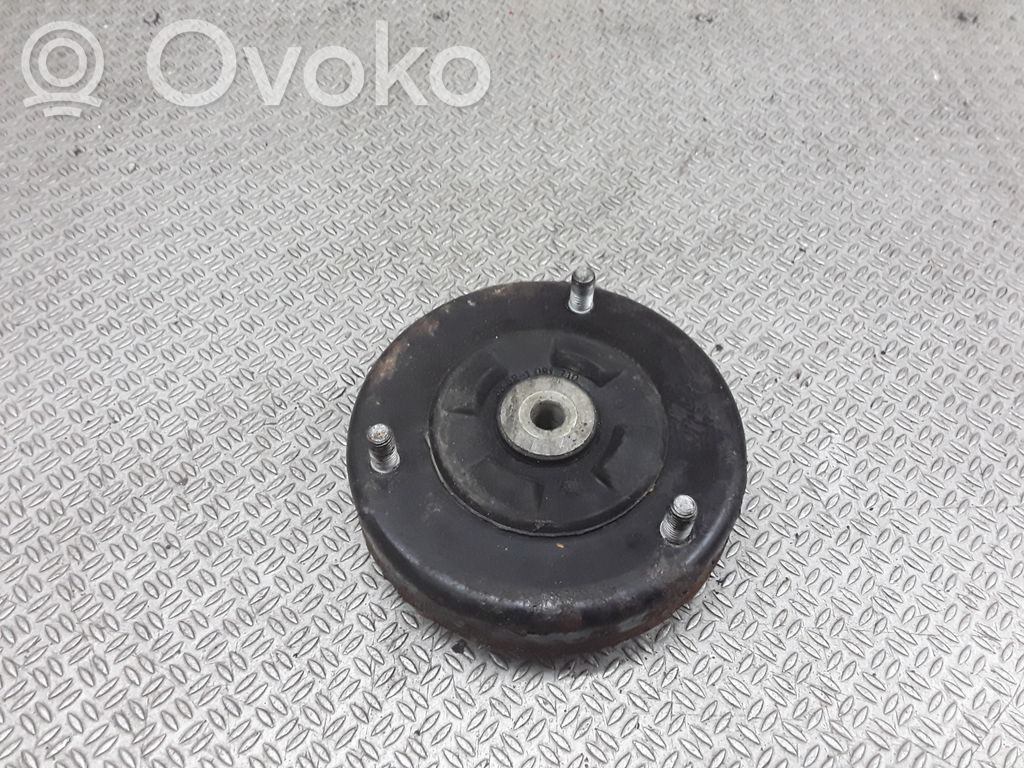 BMW 5 E39 Mocowanie sprężyny amortyzatora osi tylnej 