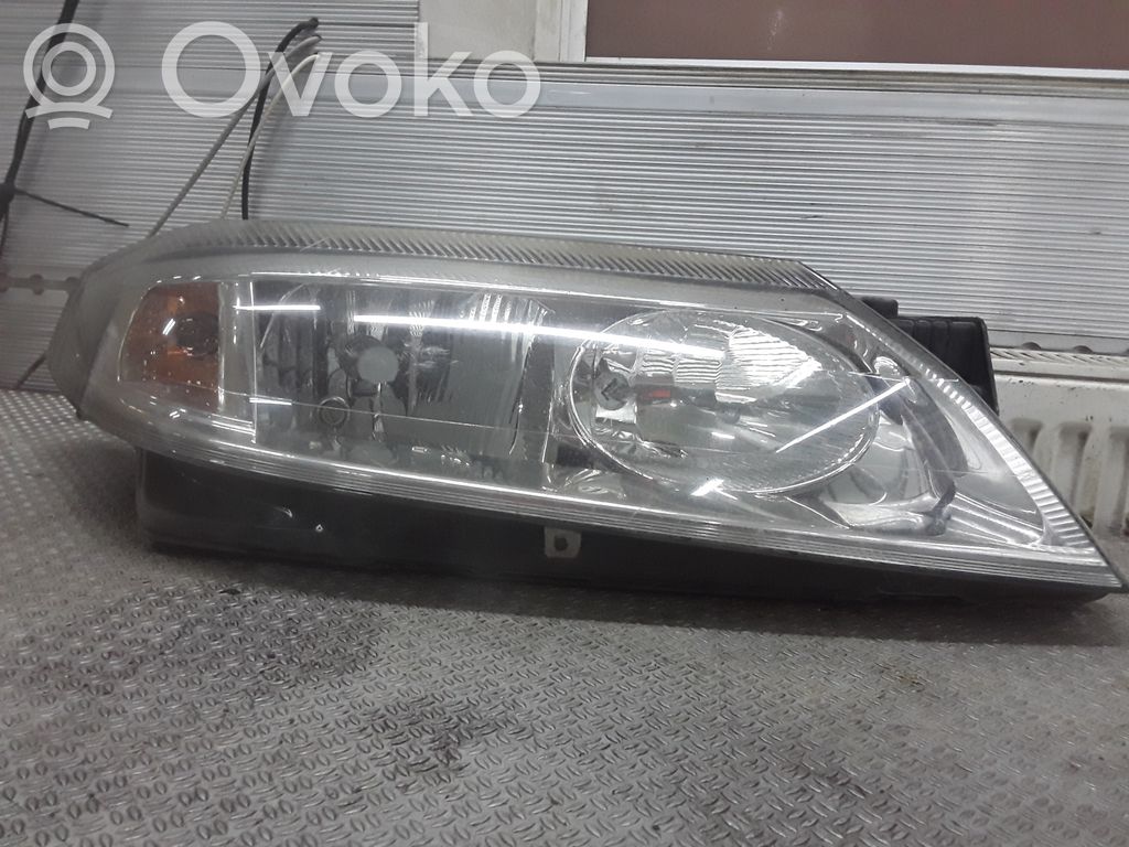 Renault Laguna II Headlight/headlamp 