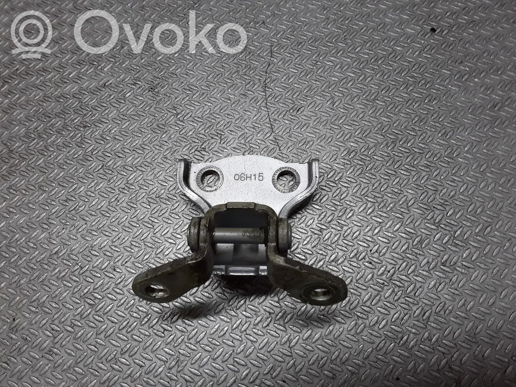 Opel Antara Rear door upper hinge 