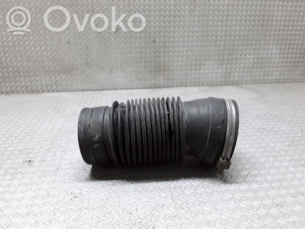 Peugeot 607 Air intake duct part 
