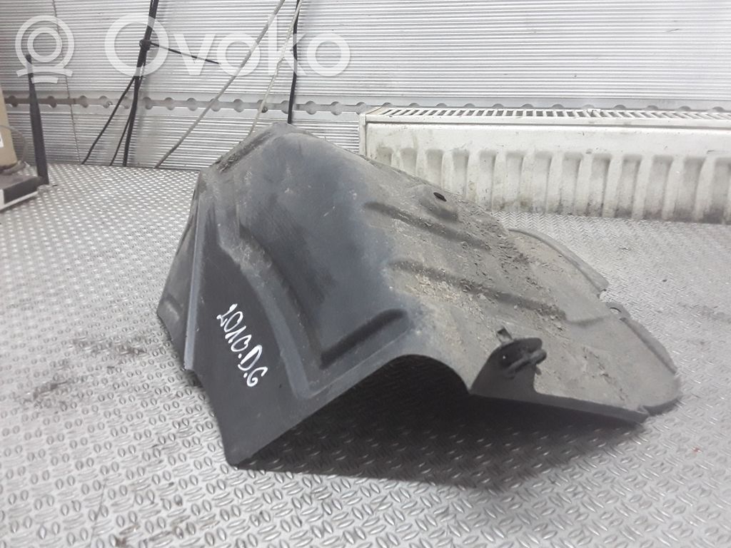 Subaru Justy Pare-boue arrière