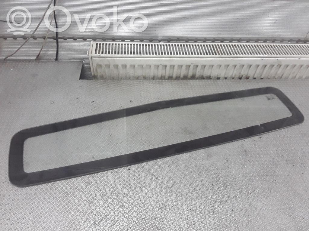 Takalasi/takaikkuna