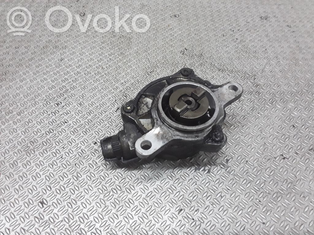 Renault Espace III Vacuum pump 