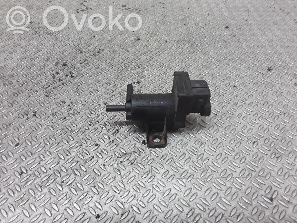 Renault Espace III Vacuum valve 