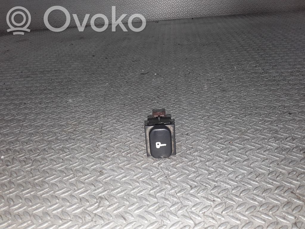 Central locking switch button   96296488ZL