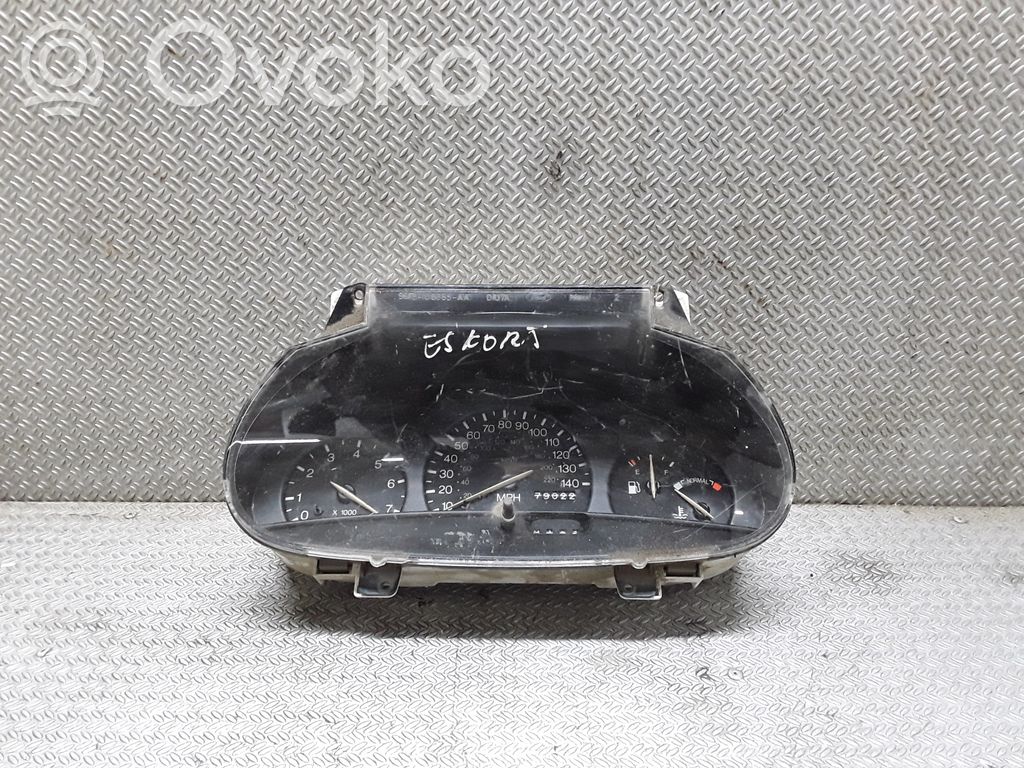 Ford Escort Speedometer (instrument cluster) 