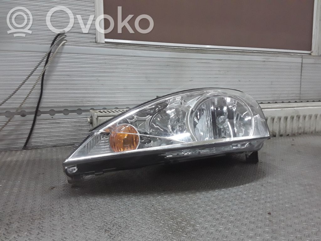Lampa przednia