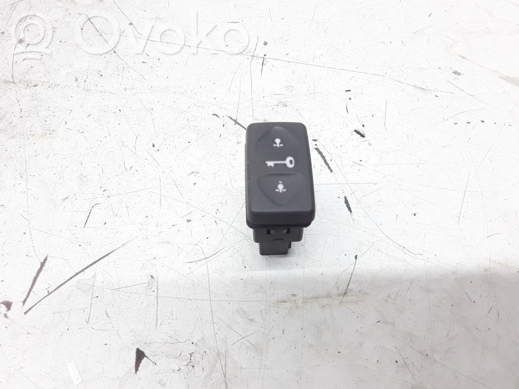 Land Rover Freelander Central locking switch button 