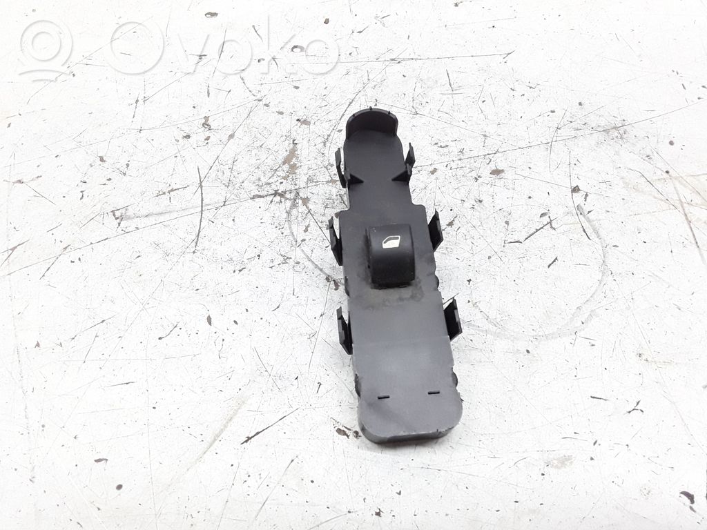 Peugeot 307 Electric window control switch 