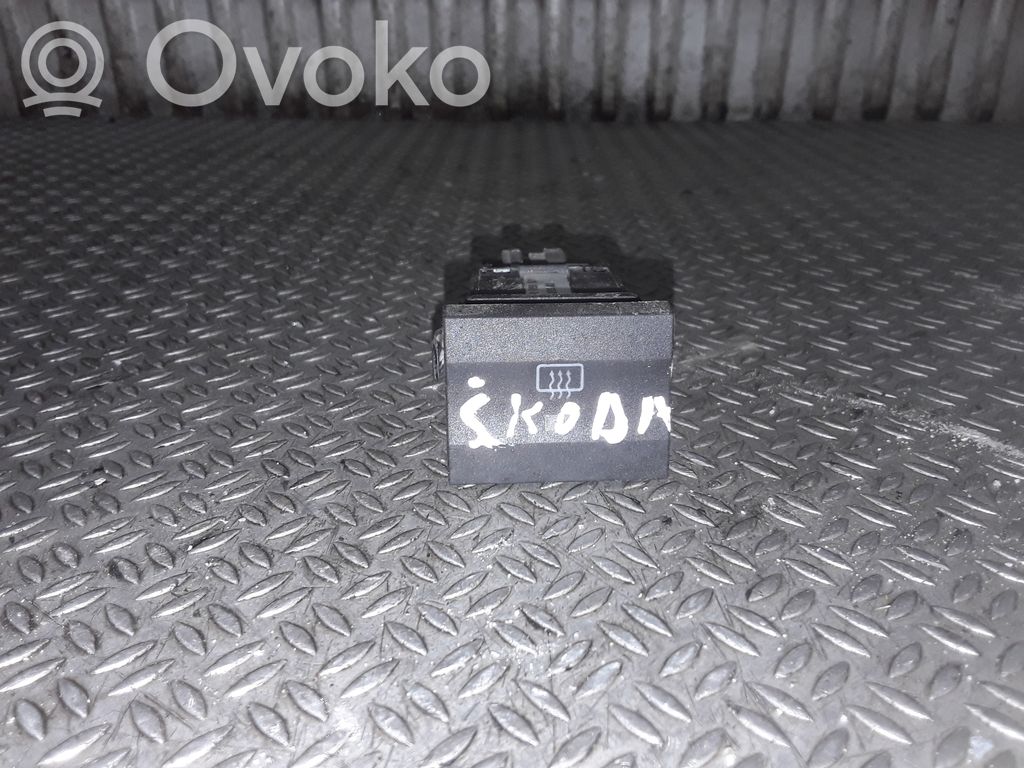 Skoda Fabia Mk1 (6Y) Przycisk / Przełącznik ogrzewania szyby przedniej / czołowej 