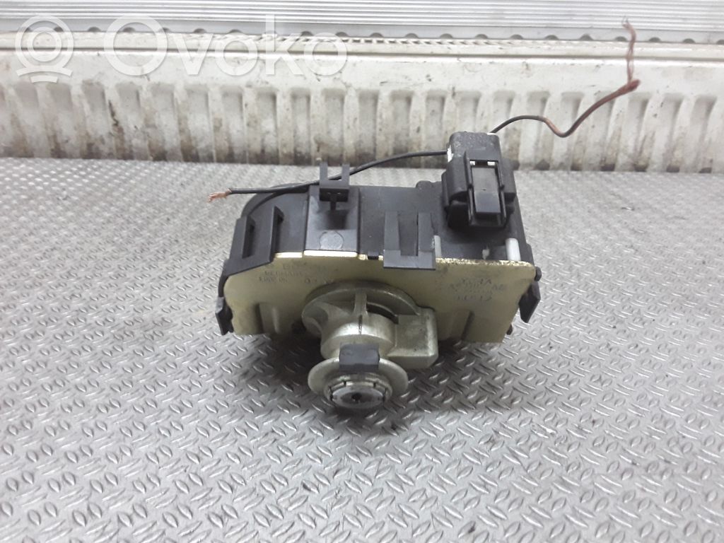 Ford Mondeo Mk III Blocco/chiusura/serratura del portellone posteriore/bagagliaio 