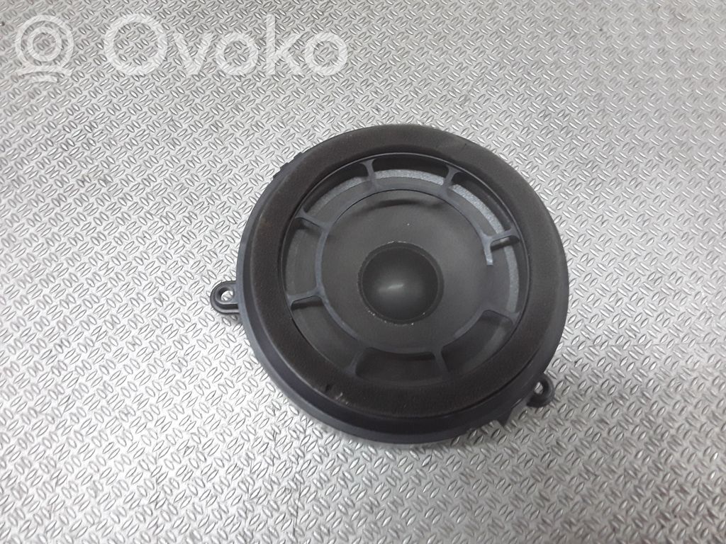 Etuoven kaiutin   A2038201102