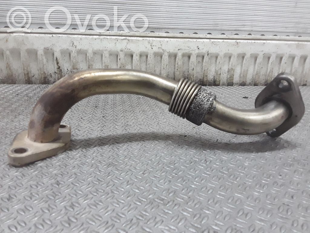 Volkswagen Bora Tuyau de raccordement solide EGR