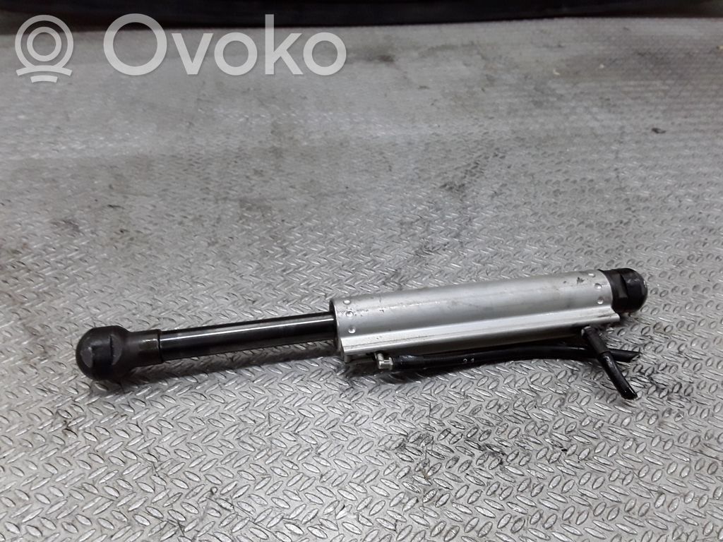 Haupthydraulikzylinder Verdeck   2062030B