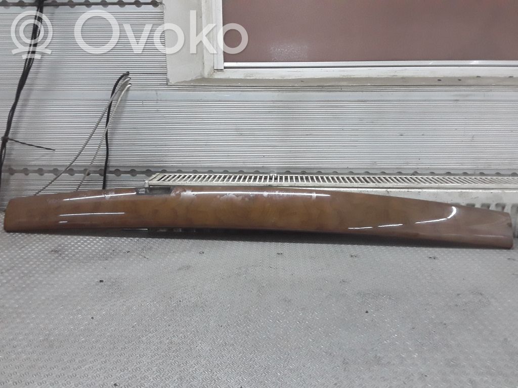 BMW 7 E65 E66 Cita veida palodzes detaļa 