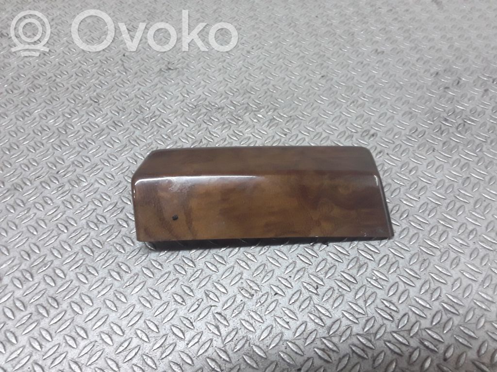 Dashboard glove box trim   7042663