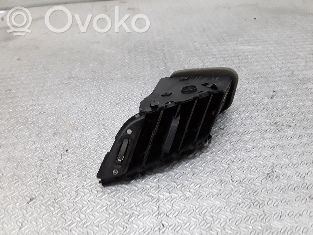 Ford Fiesta Rejilla de ventilación central del panel 