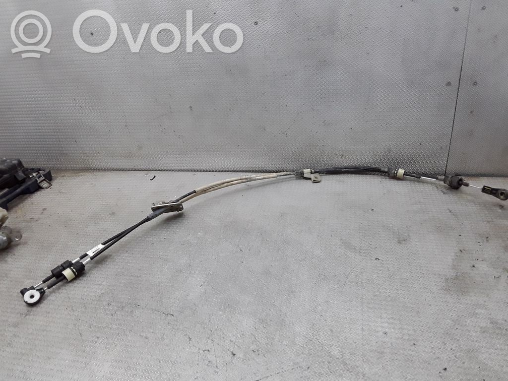 Câble de changement de vitesse   617247FA6NA