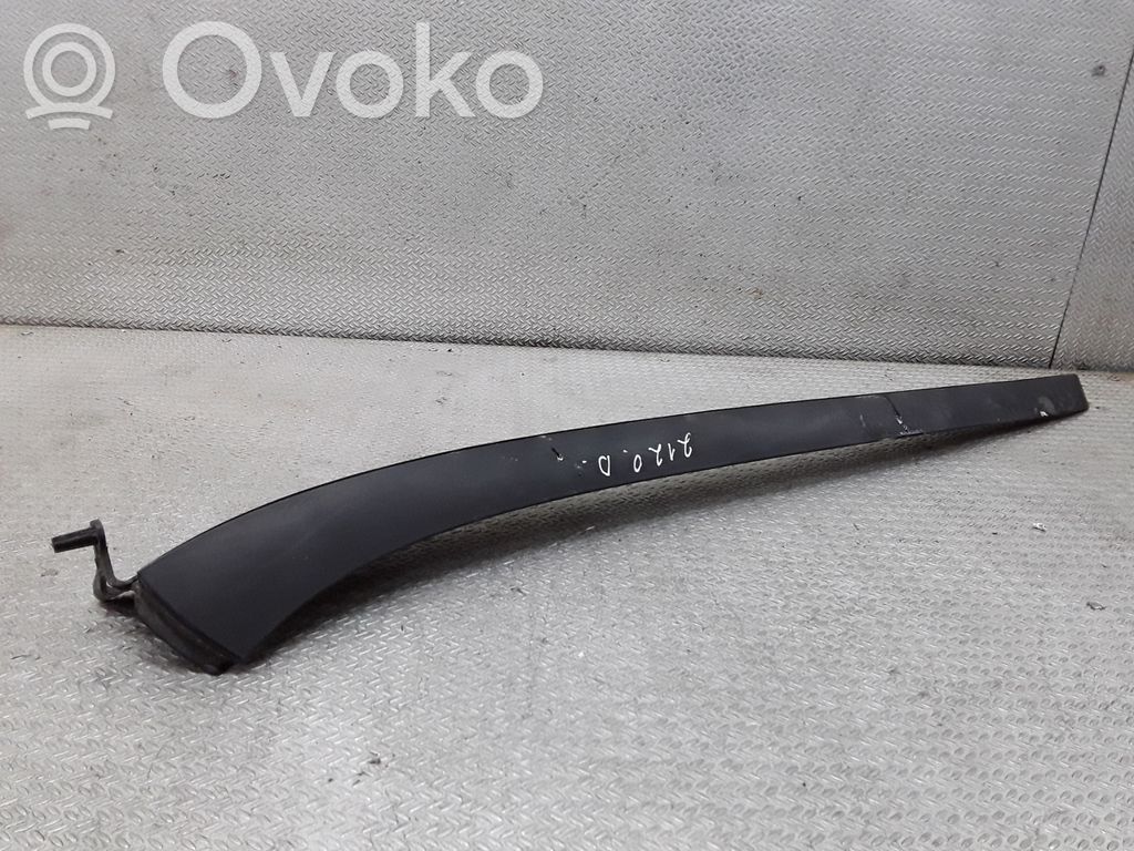 Windshield trim   5P0854542