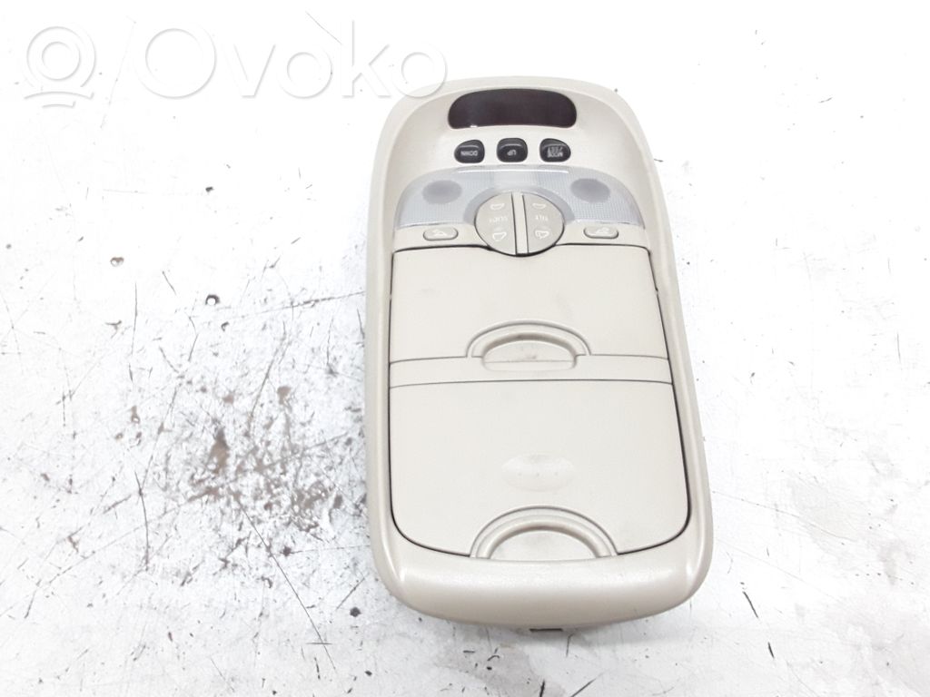 Luz del asiento delantero   940A03E010