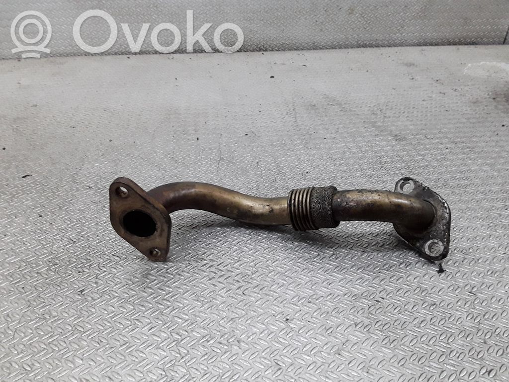 Volkswagen Golf IV Tuyau de raccordement solide EGR