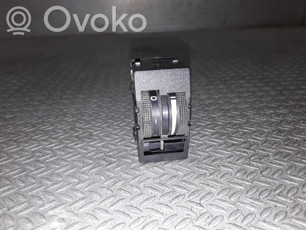 Seat Toledo II (1M) Interruptor de control de altura del faro delantero 