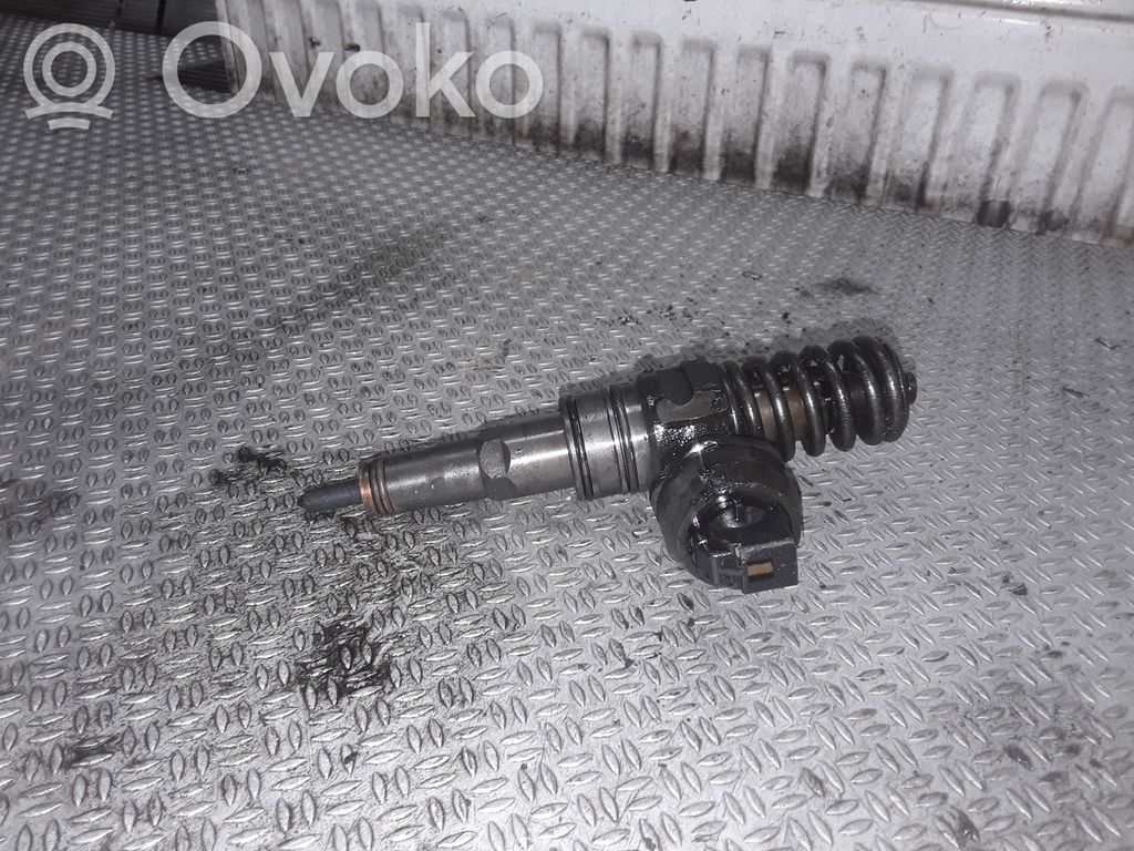 Volkswagen Touran I Injecteur de carburant 