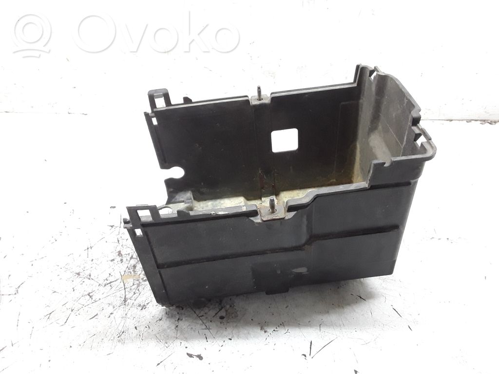 Mazda 3 I Battery tray 