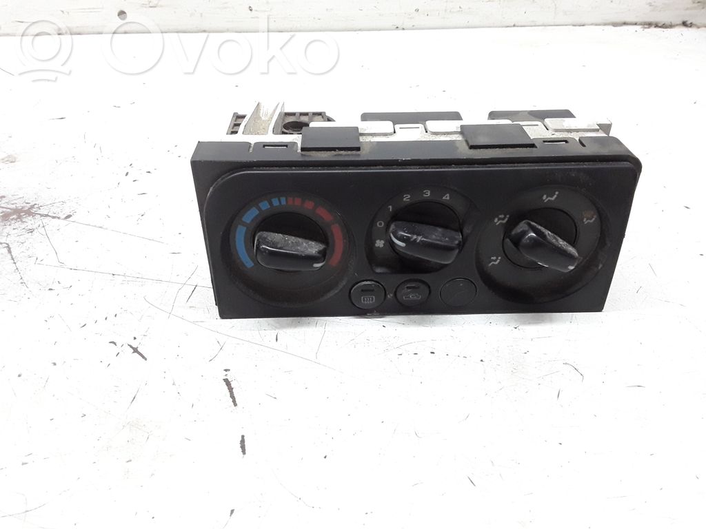 Subaru Legacy Climate control unit 