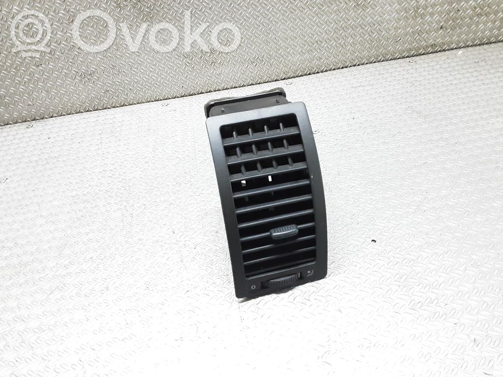 Volkswagen Polo IV 9N3 Copertura griglia di ventilazione laterale cruscotto