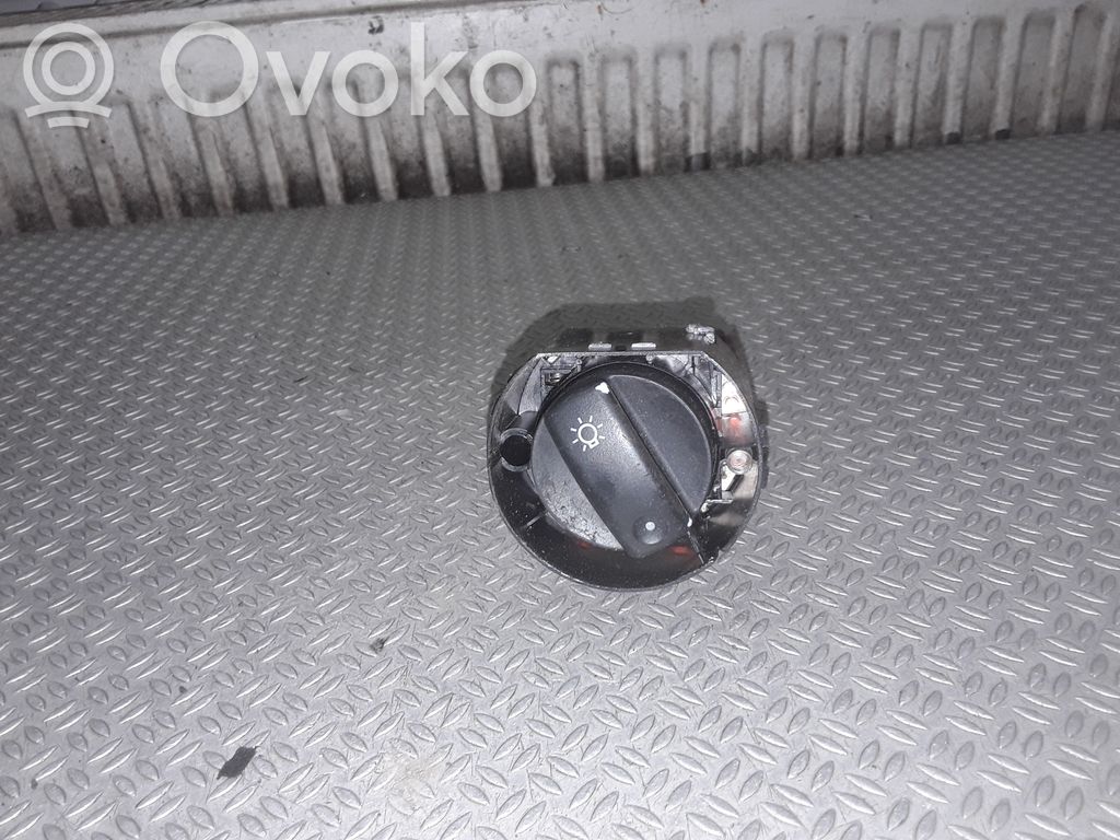 Audi A6 S6 C5 4B Light switch 