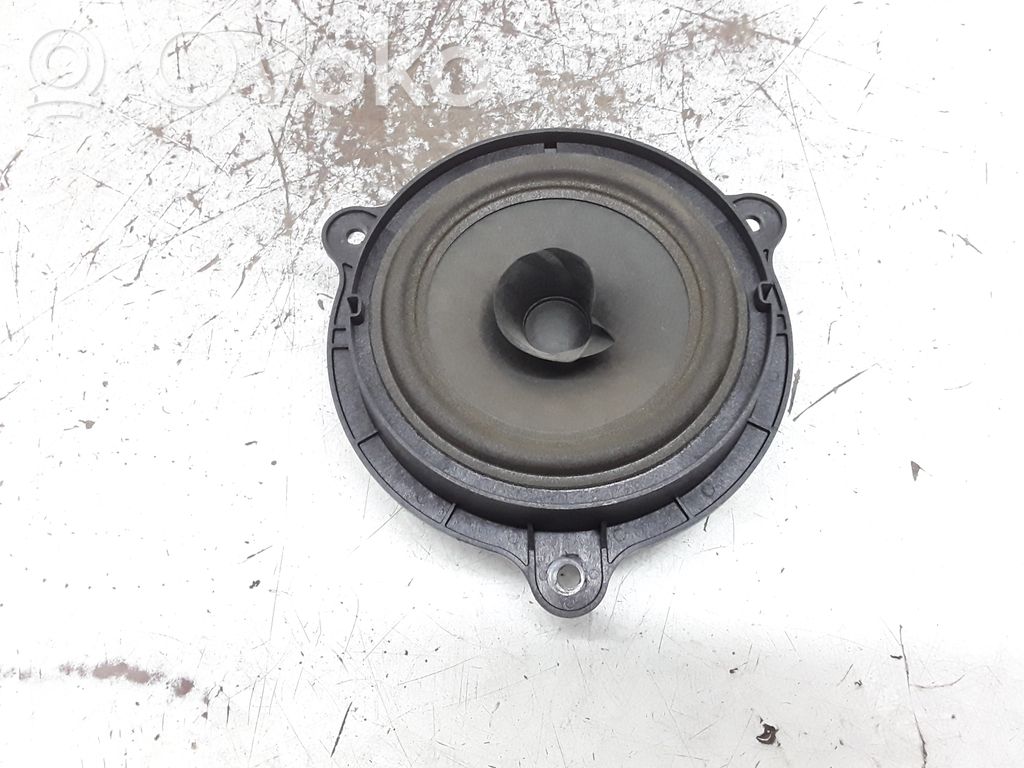 Nissan Primera Altoparlante portiera anteriore 