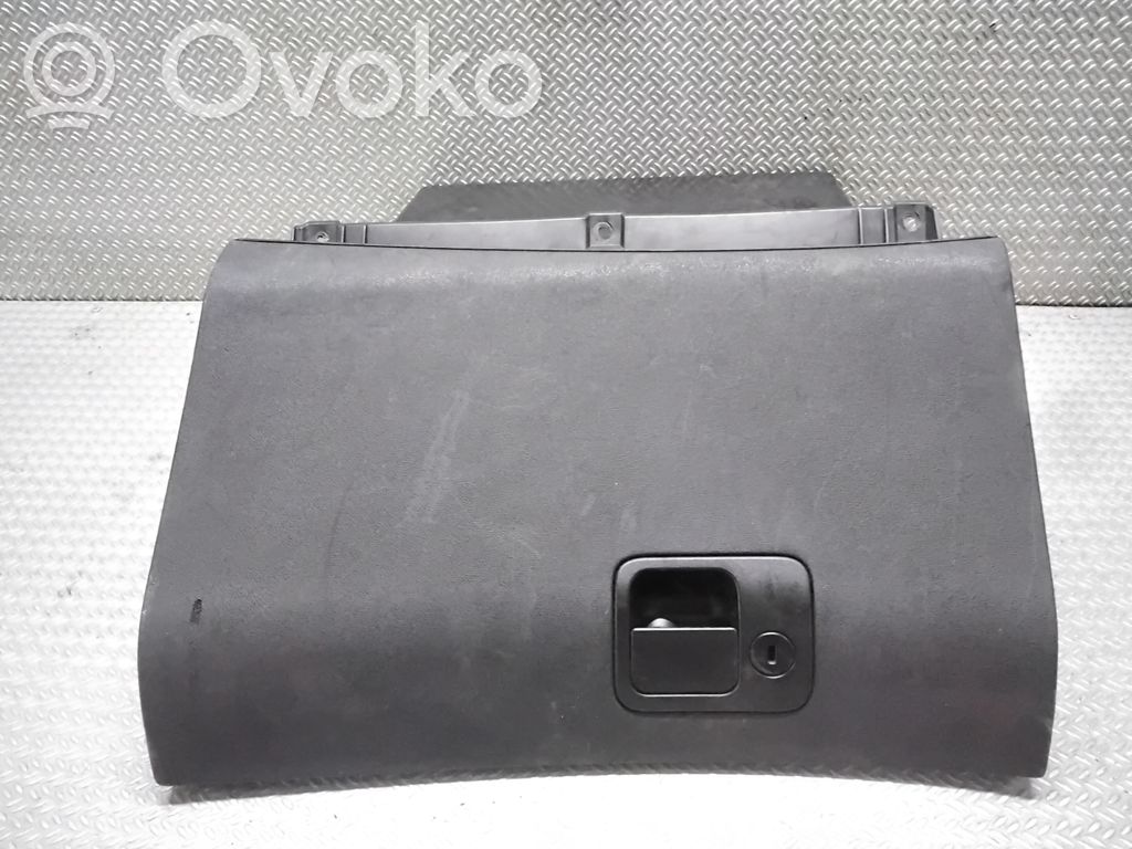 Saab 9-5 Glove box 