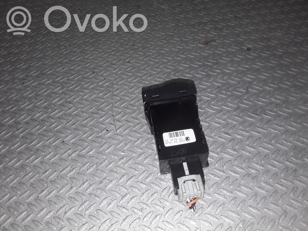 Interruptor del control de crucero   04057800