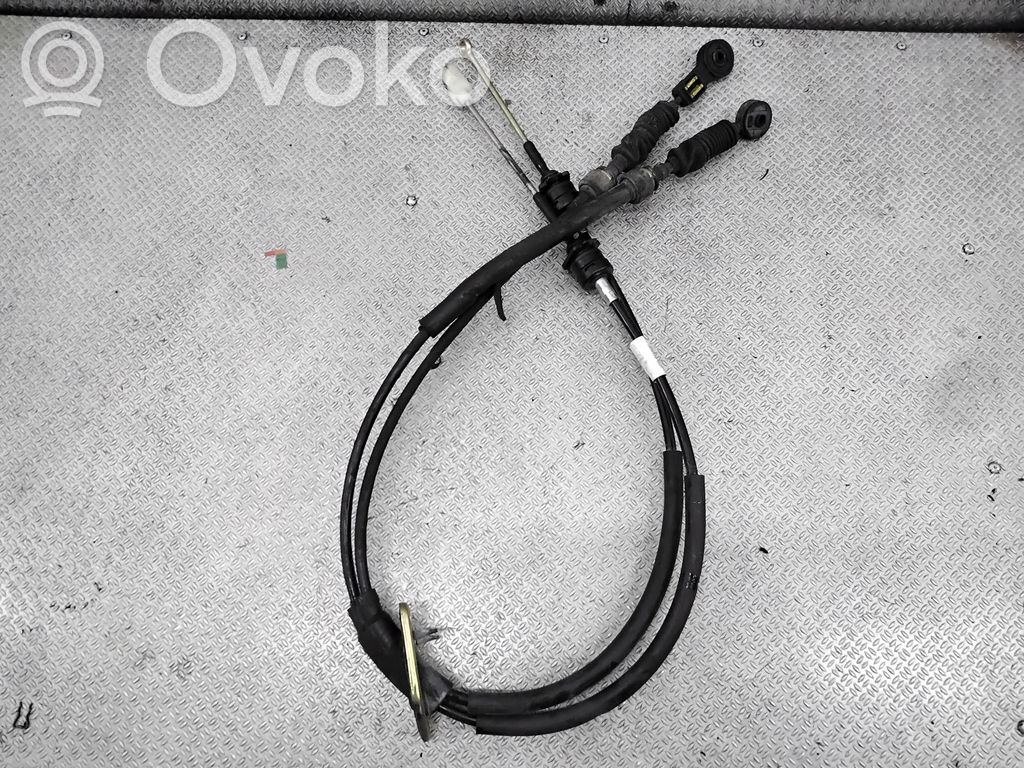 Volvo S60 Gear shift cable linkage 