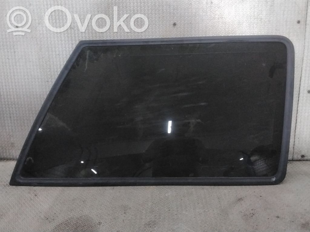 Ford Explorer Geam lateral spate 