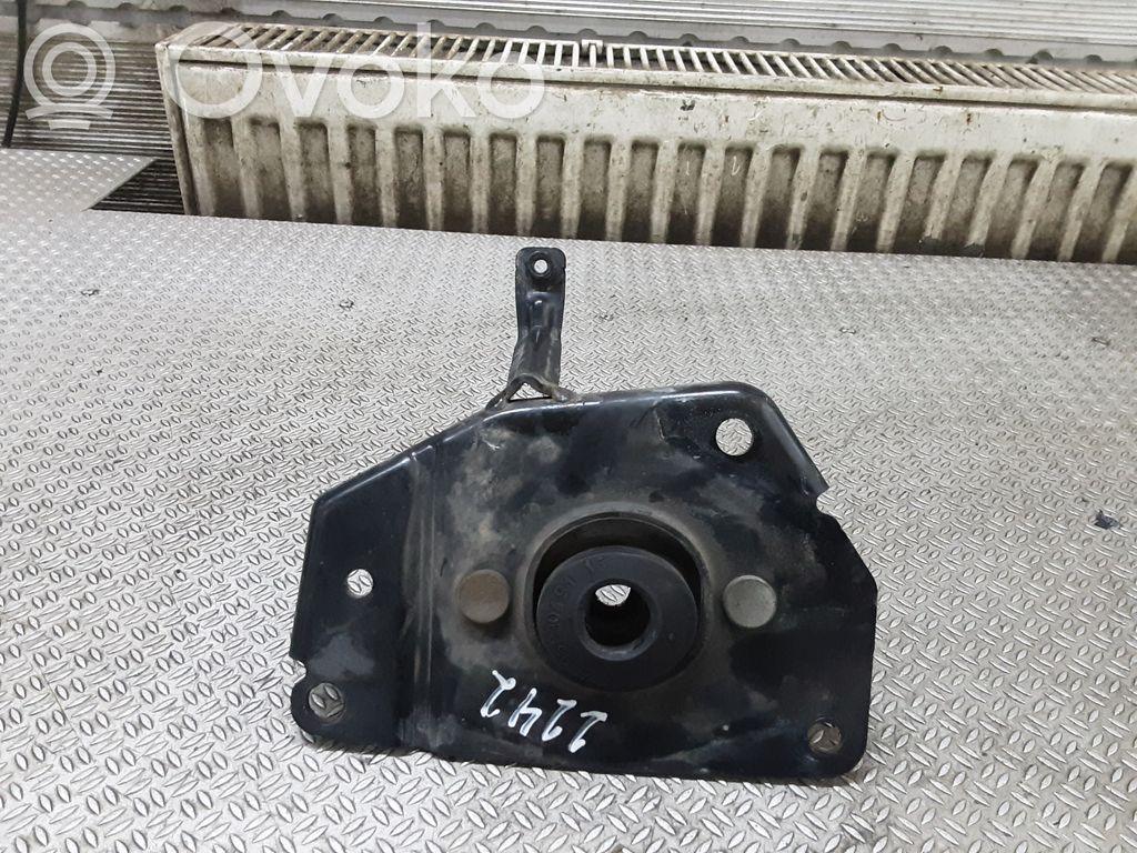 Citroen C4 I Pārnesumkārbas spilvens 