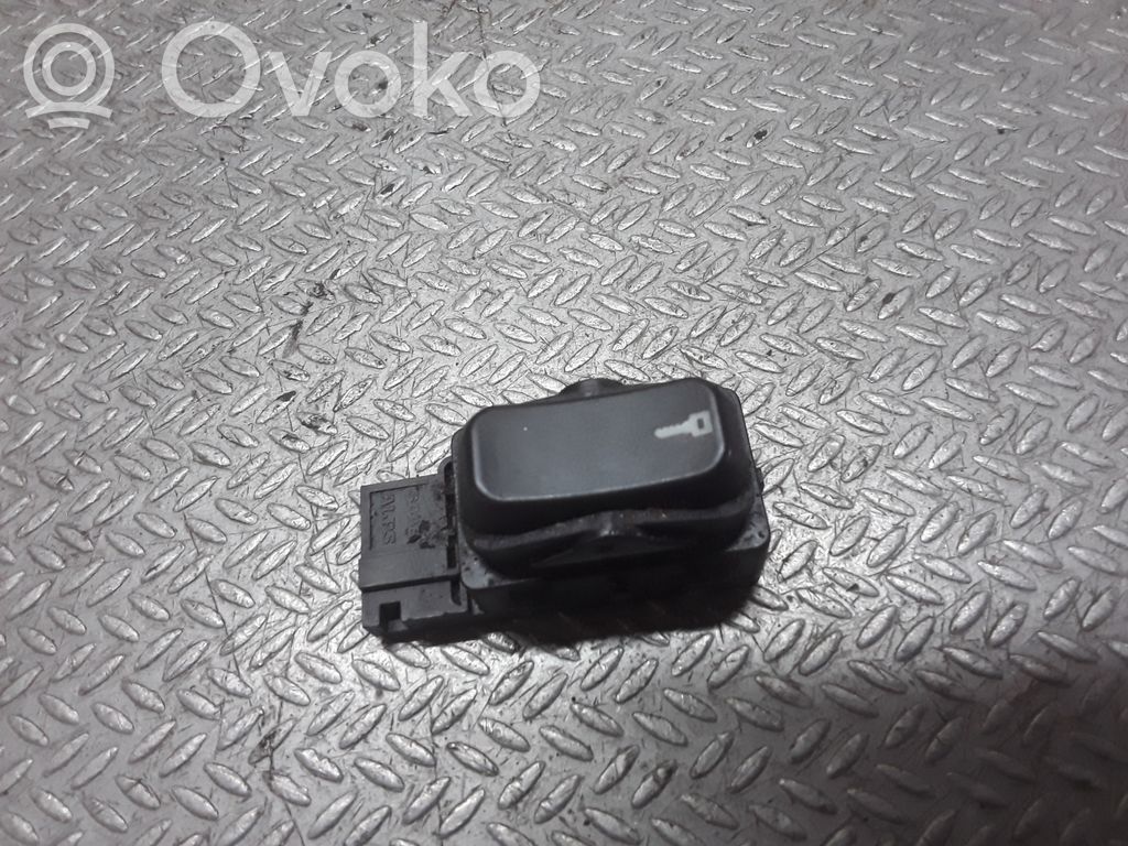 Saab 9-5 Central locking switch button 