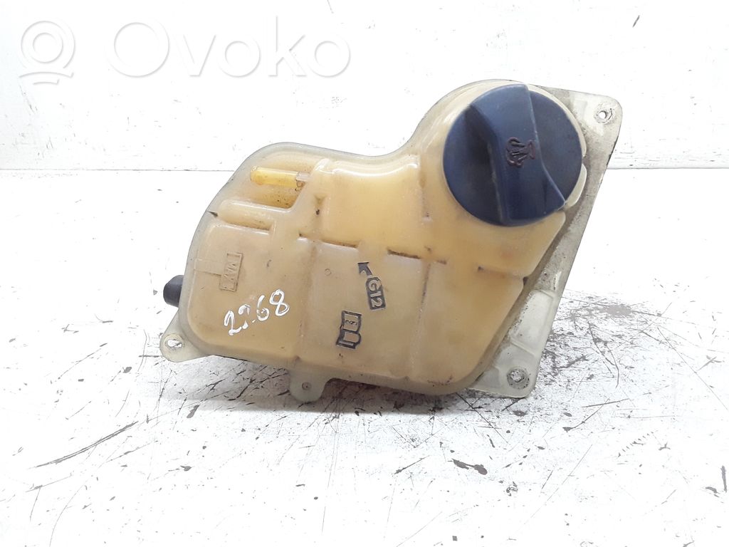 Ausgleichsbehälter Kühlwasser   8D0121403L