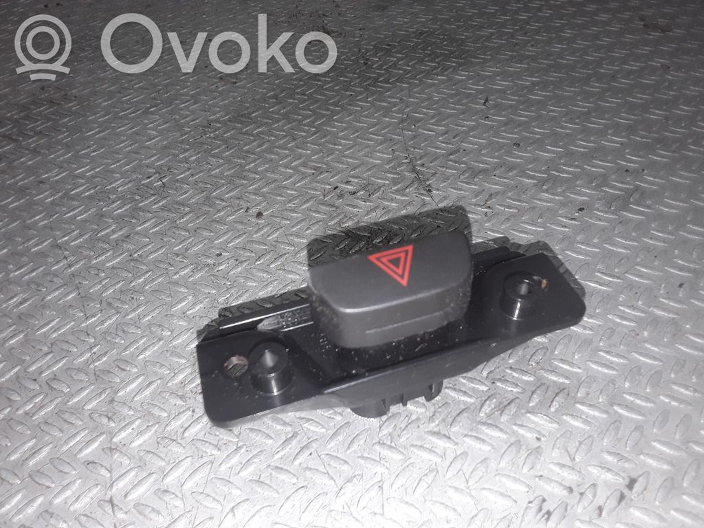 Ford Fiesta Hazard light switch 