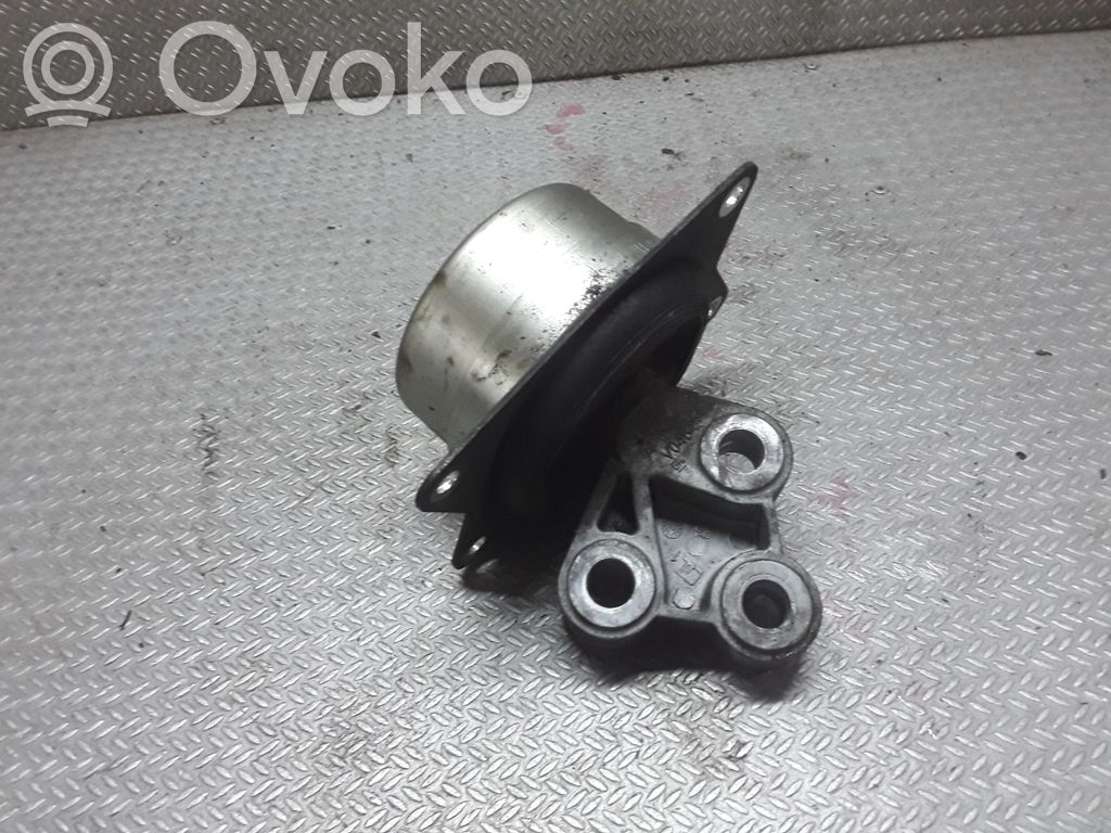 Moottorin kiinnikekorvake   V046401203