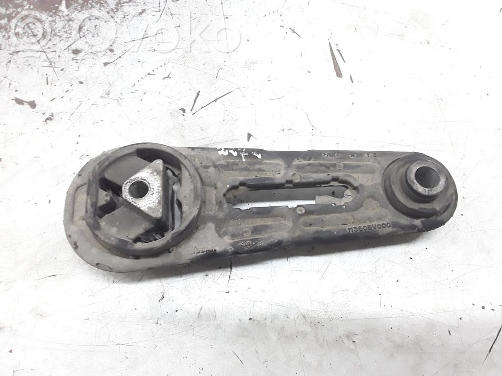 Nissan Primera Engine mount bracket 
