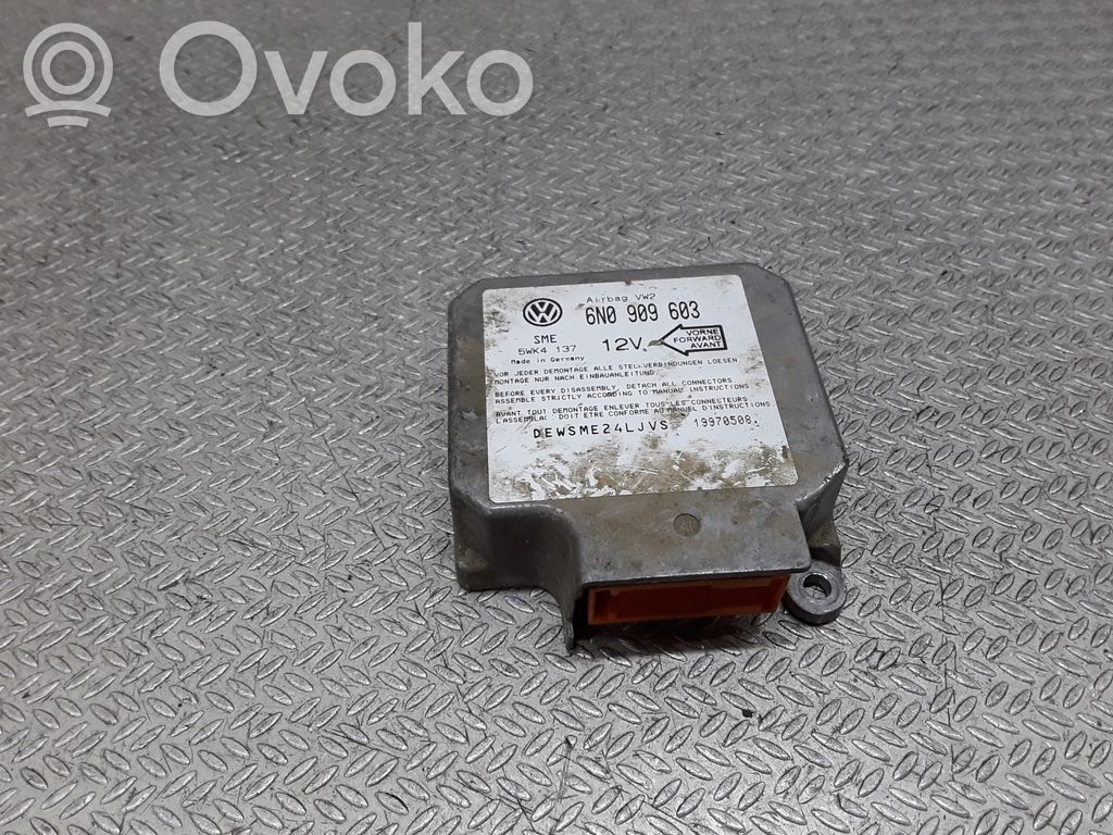 Turvatyynyn ohjainlaite/moduuli   6N0909603,5WK4137