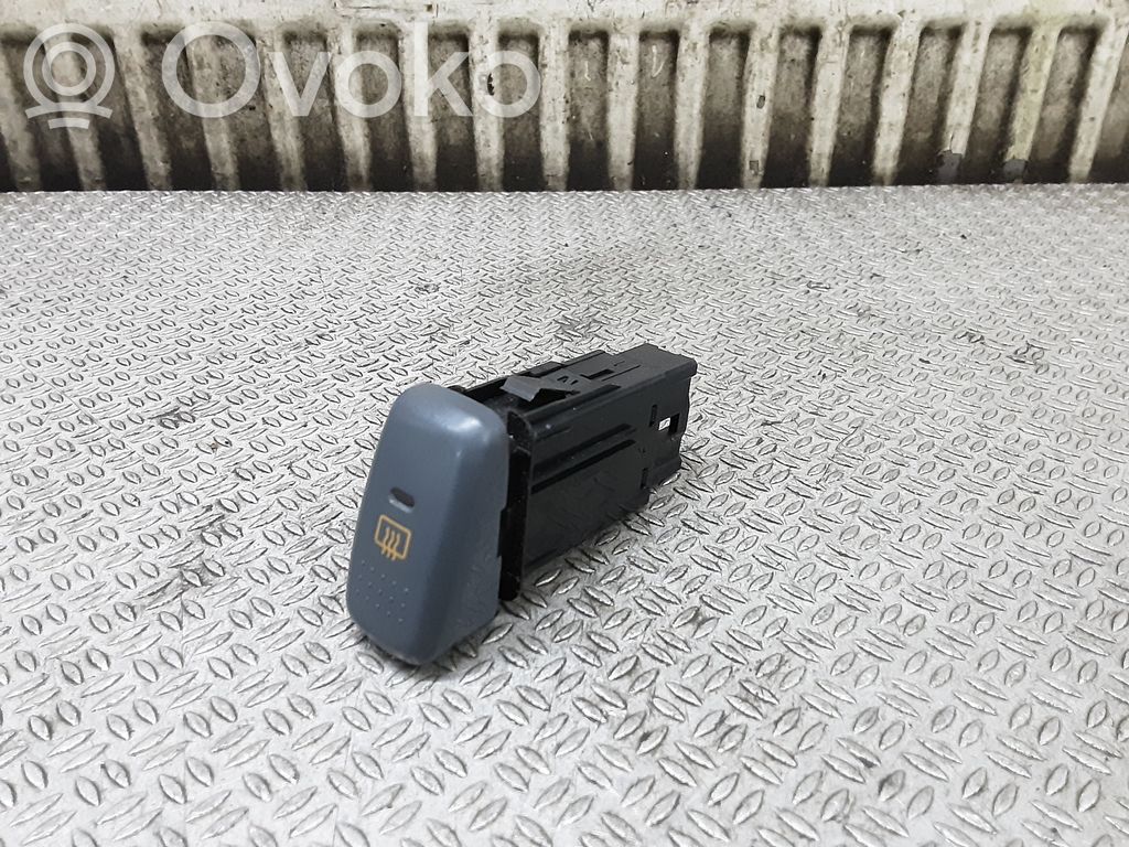 Honda HR-V Windscreen/window heater switch 