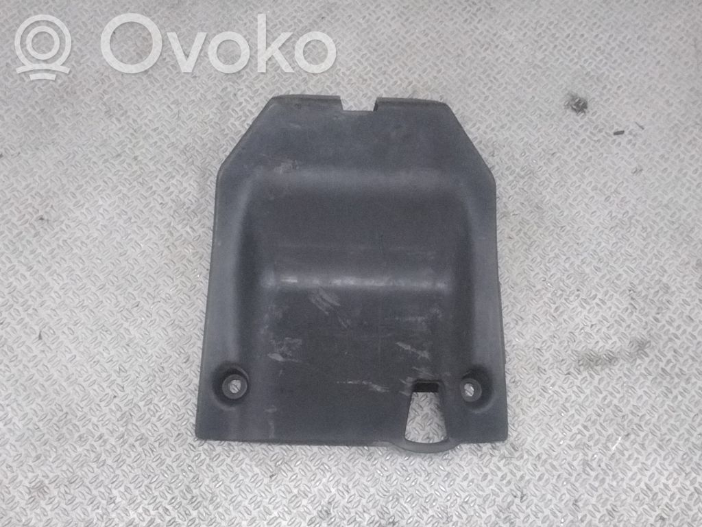 Jaguar X-Type Tailgate trim 
