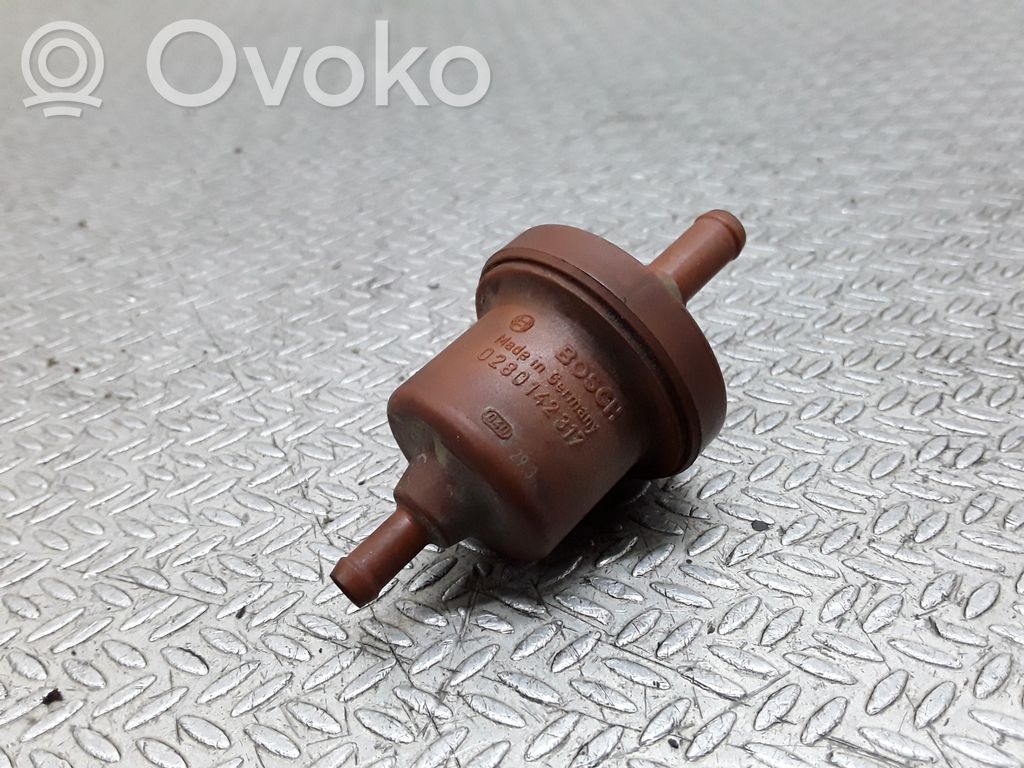 Peugeot 407 Vacuum valve 