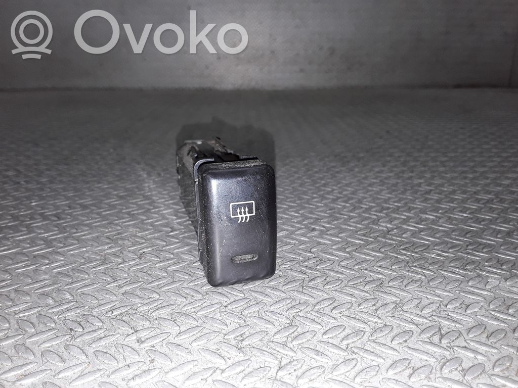 Windscreen/window heater switch   M18872