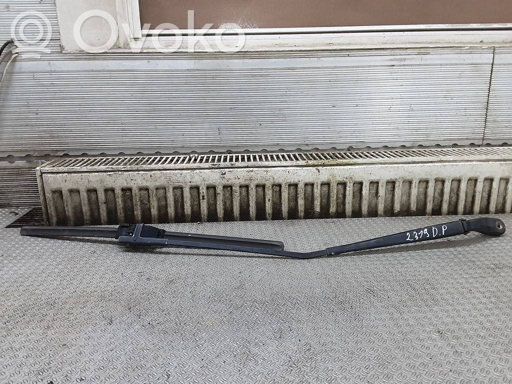 Windshield/front glass wiper blade   4BP4LD