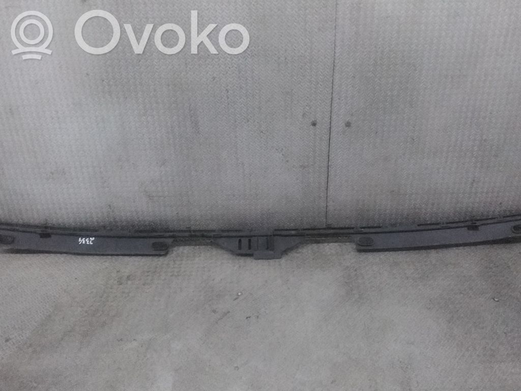 Opel Vivaro Rivestimento parabrezza 